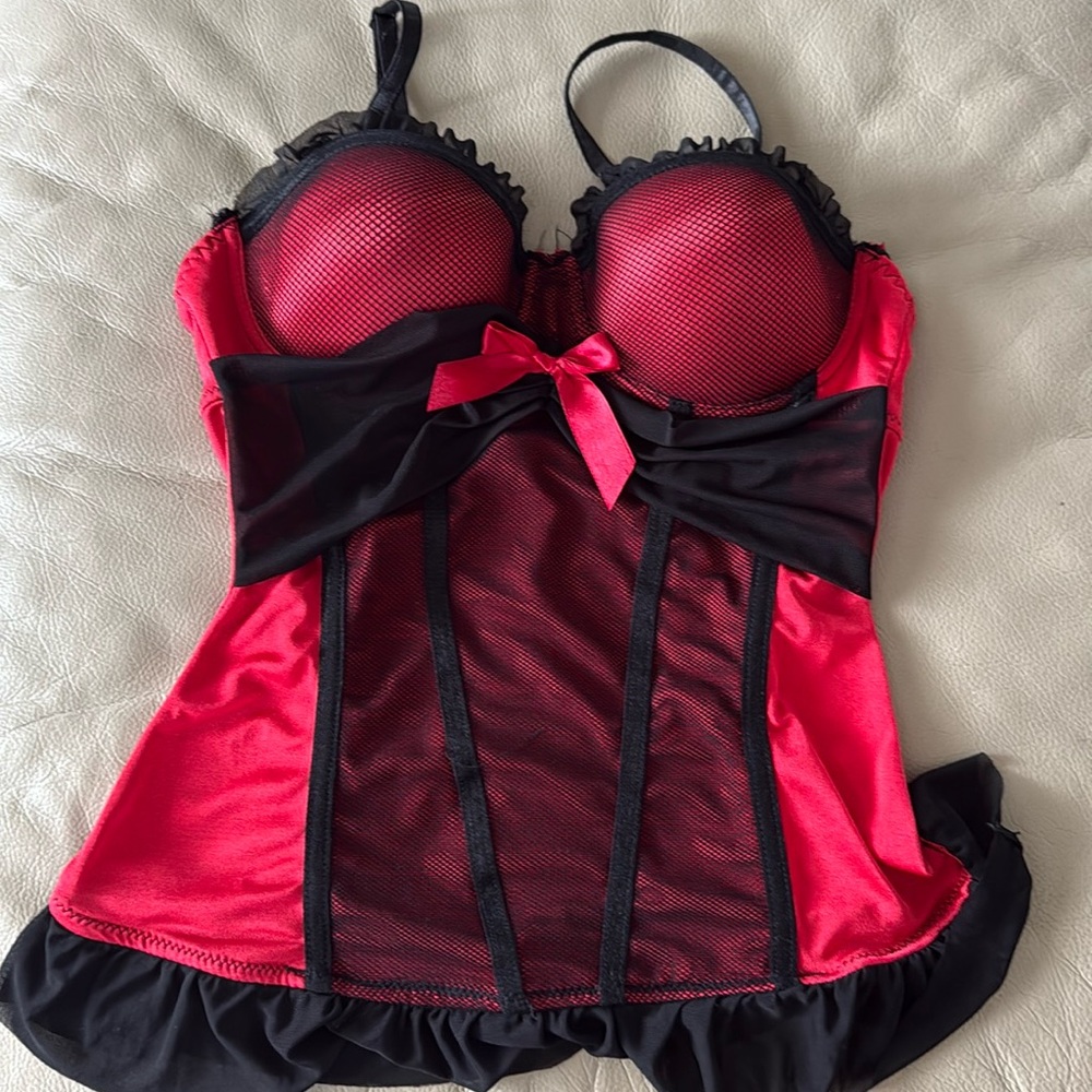 Red and Black Bustier Lace Ruffles Sm- Med